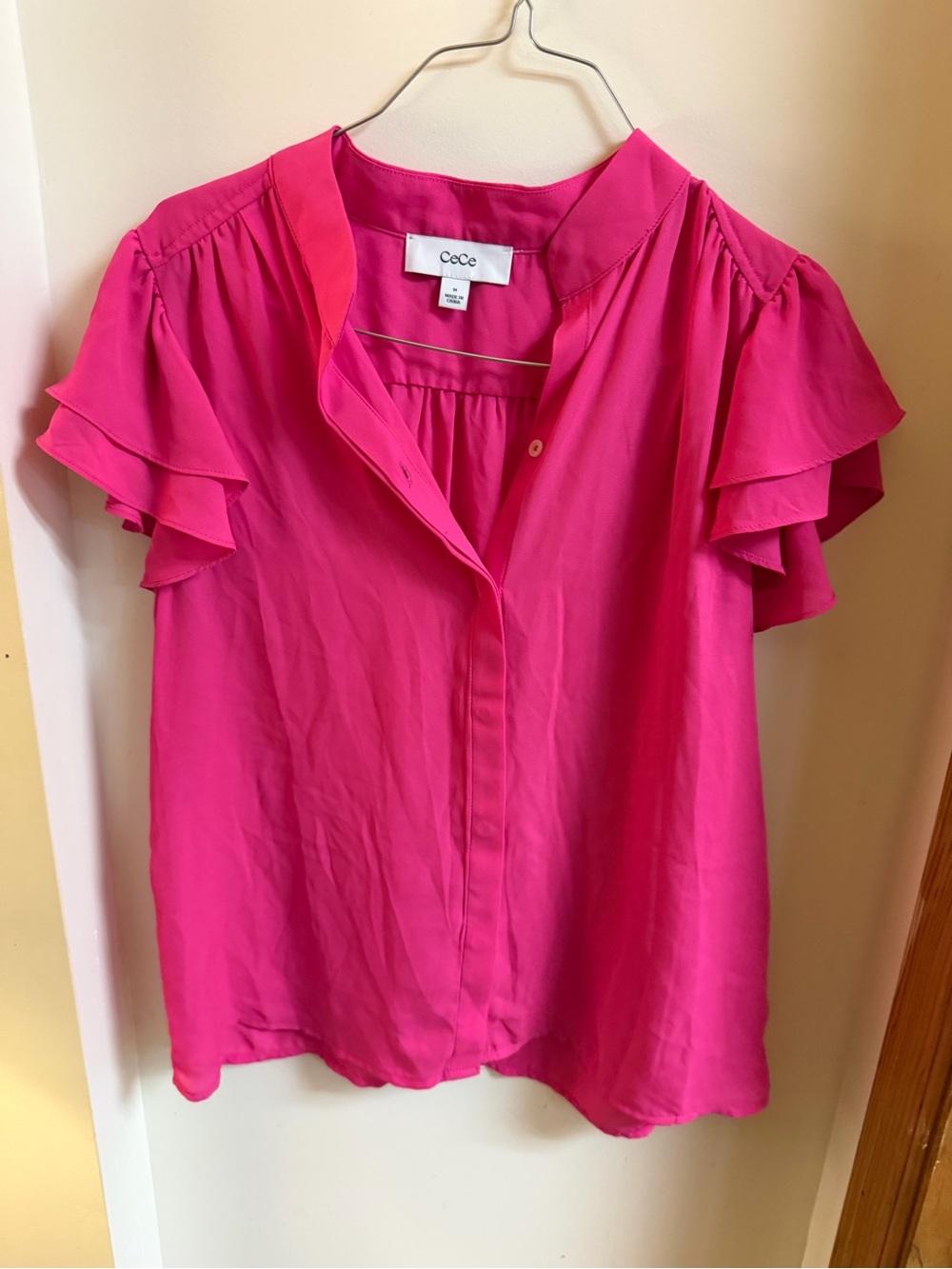 CeCe Bright Pink Flutter Sleeve Button-Front Blouse